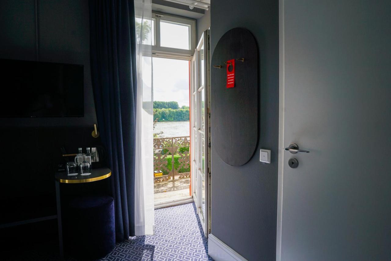 Hotel Am Schloss Biebrich Wiesbaden Extérieur photo