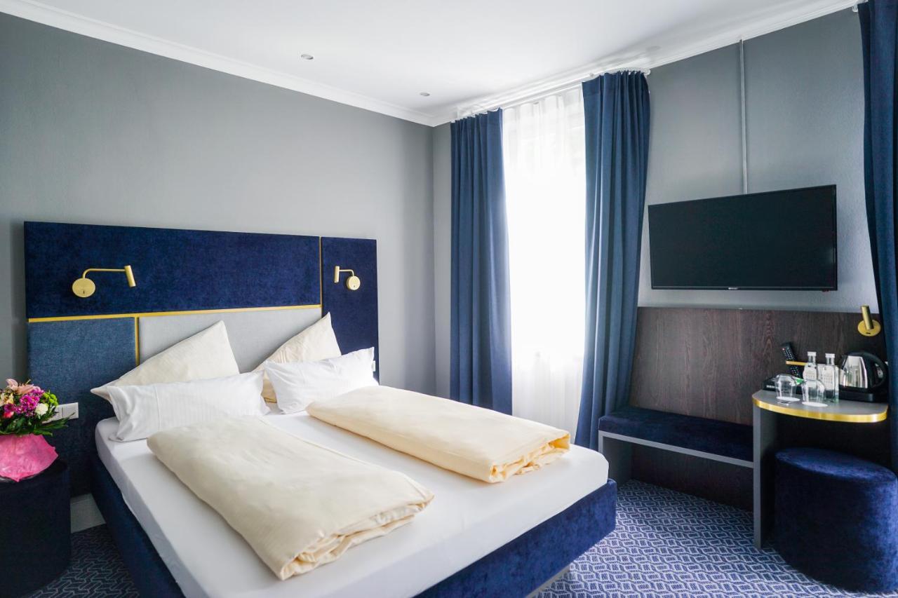 Hotel Am Schloss Biebrich Wiesbaden Extérieur photo